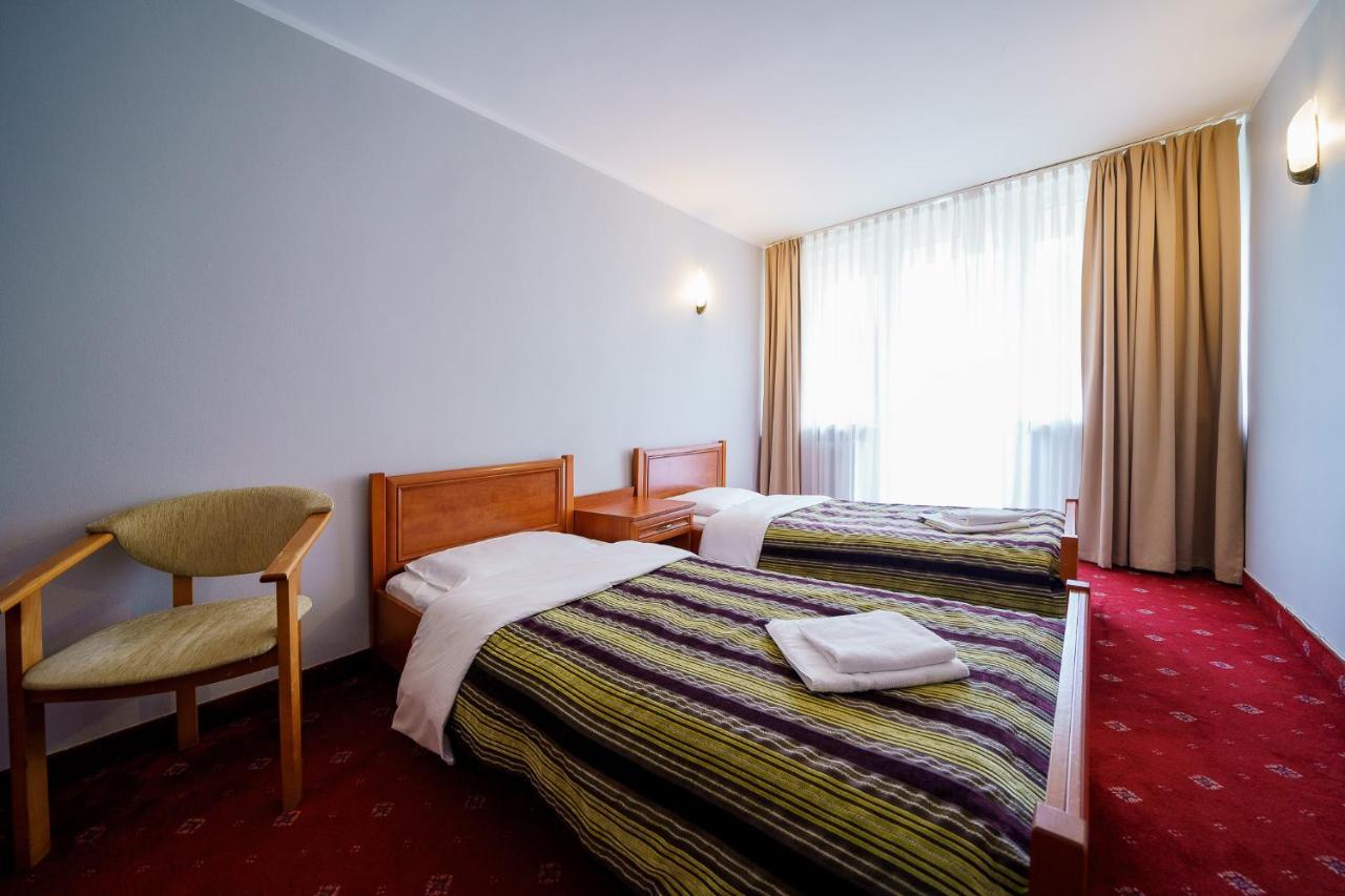 Promenada Zegrze Hotel Bialobrzegi  Exterior photo